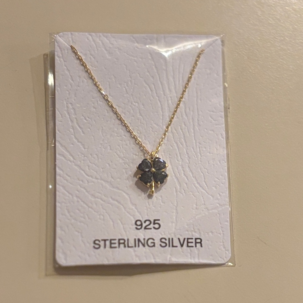 Elegant Gold and Black Pendant Necklace Sterling Silver 925